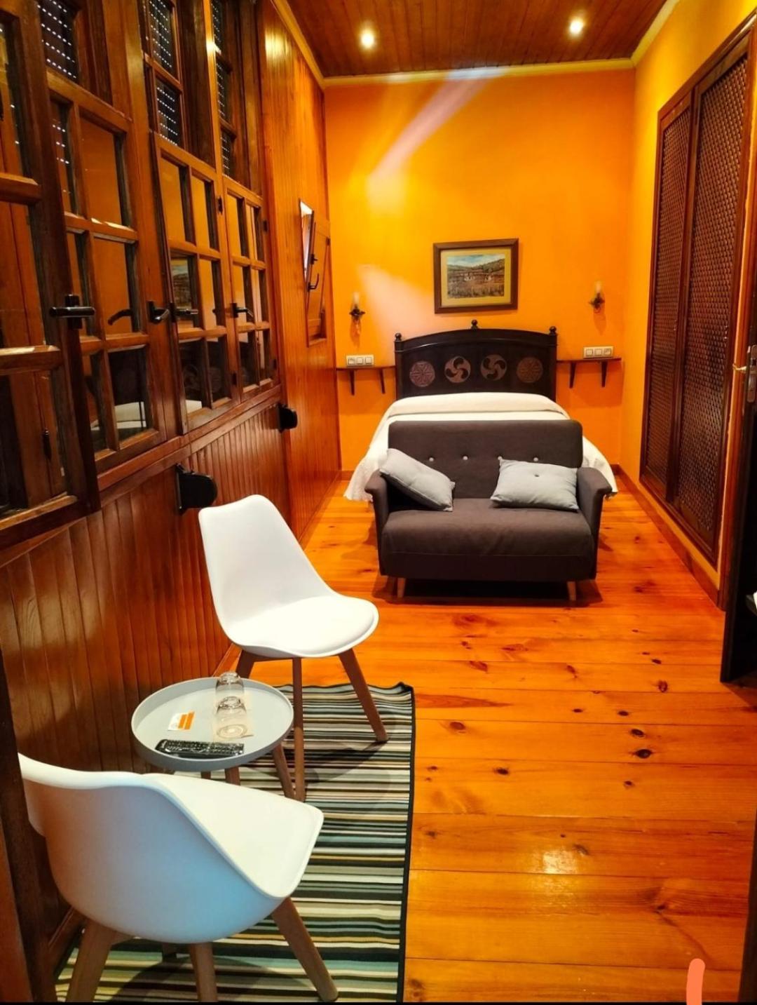 Agroturismo La Casona De Belmonte Ovinana  Esterno foto