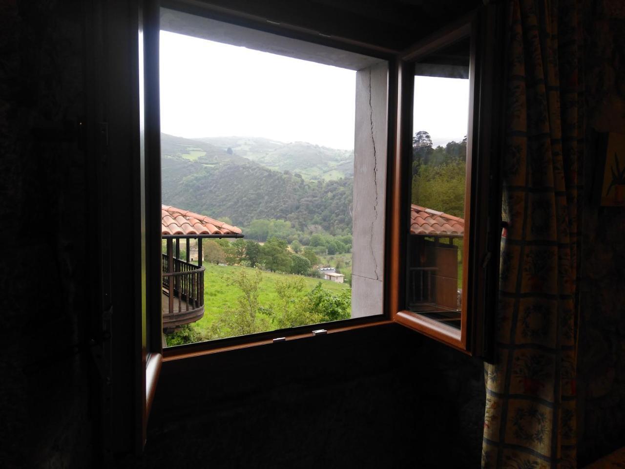 Agroturismo La Casona De Belmonte Ovinana  Esterno foto