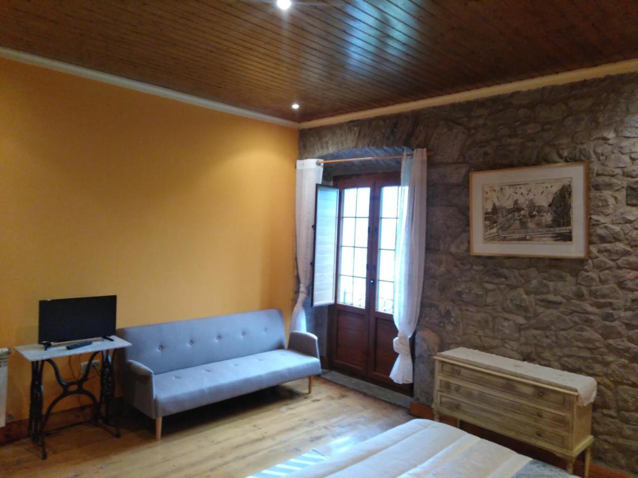 Agroturismo La Casona De Belmonte Ovinana  Esterno foto
