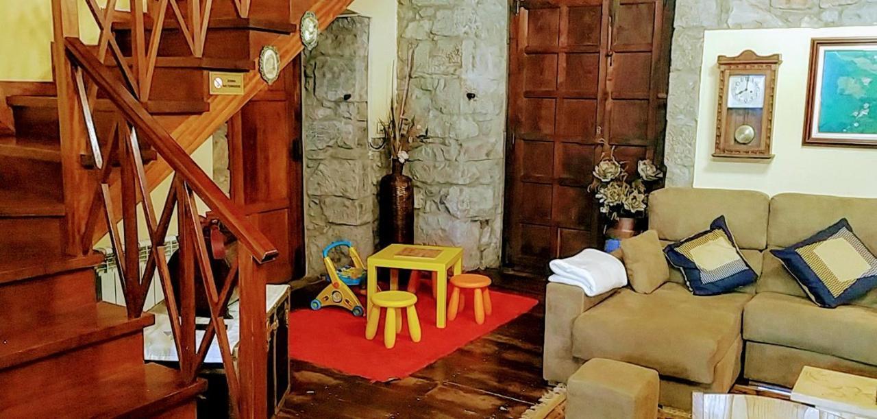 Agroturismo La Casona De Belmonte Ovinana  Esterno foto